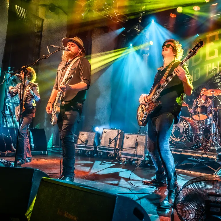 Robert Jon & The Wreck + Ivy Gold