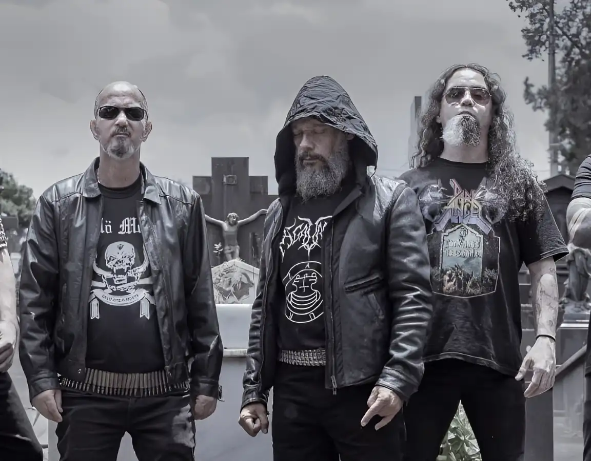 THE LAWS & GERALDO MINELLI PERFORMING SARCOFAGO (BRA)