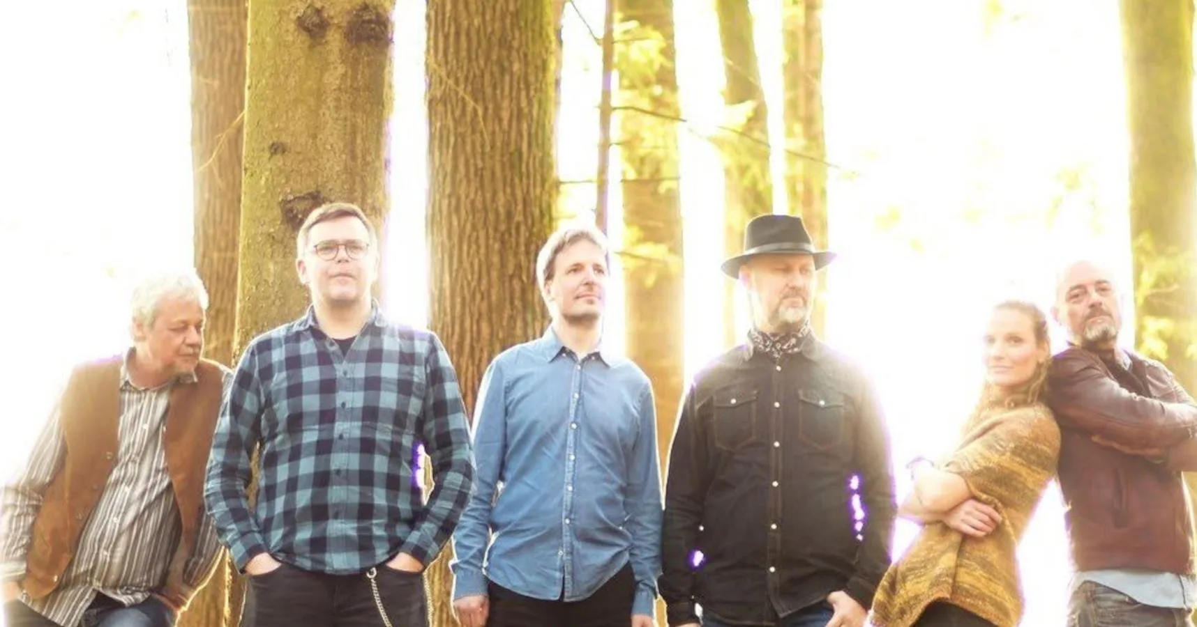 THE DREAMS (SL) / BROTHER BUFFALO (US/GB/IT/AT)